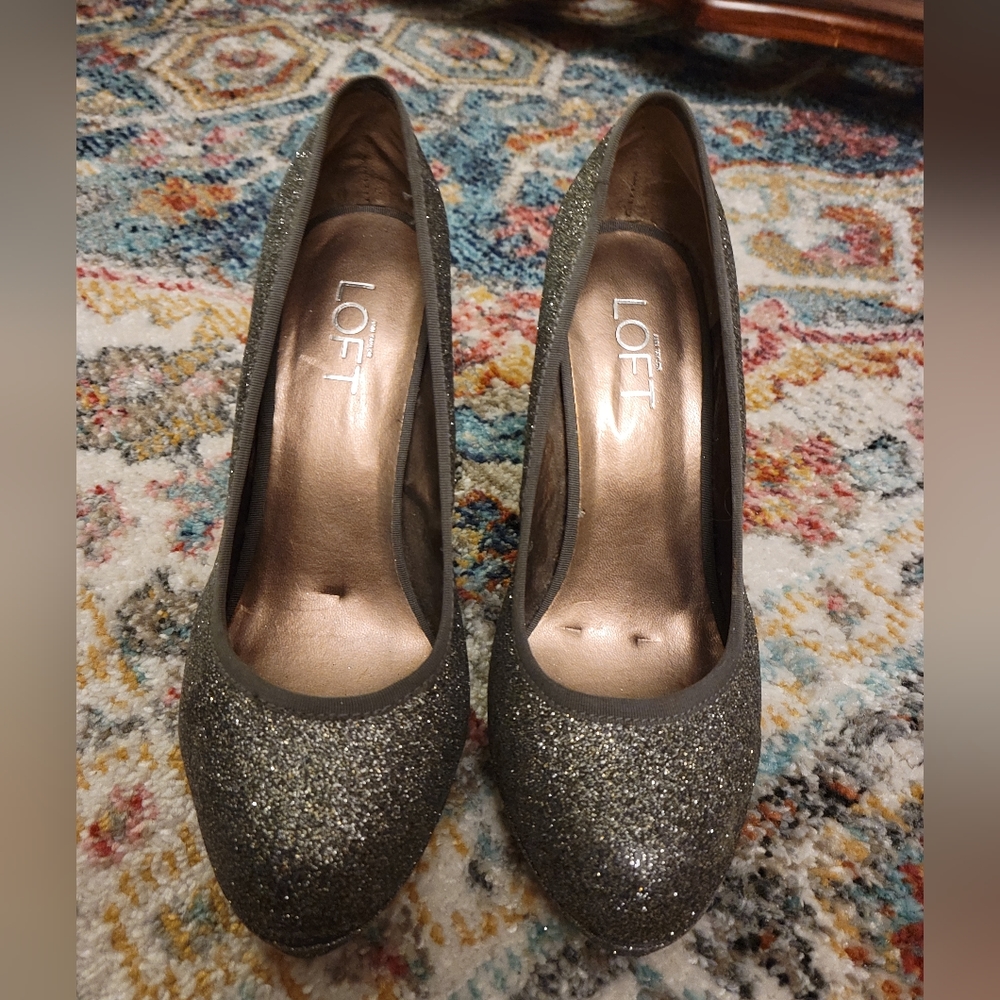 Ann Taylor LOFT Heel Shoes